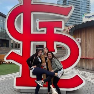 Meet your Posher, Jen